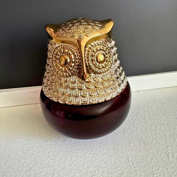 Vintage Avon Owl Bottle – Purple Glass & Gold 1970s Collectible - Picture 10 of 11